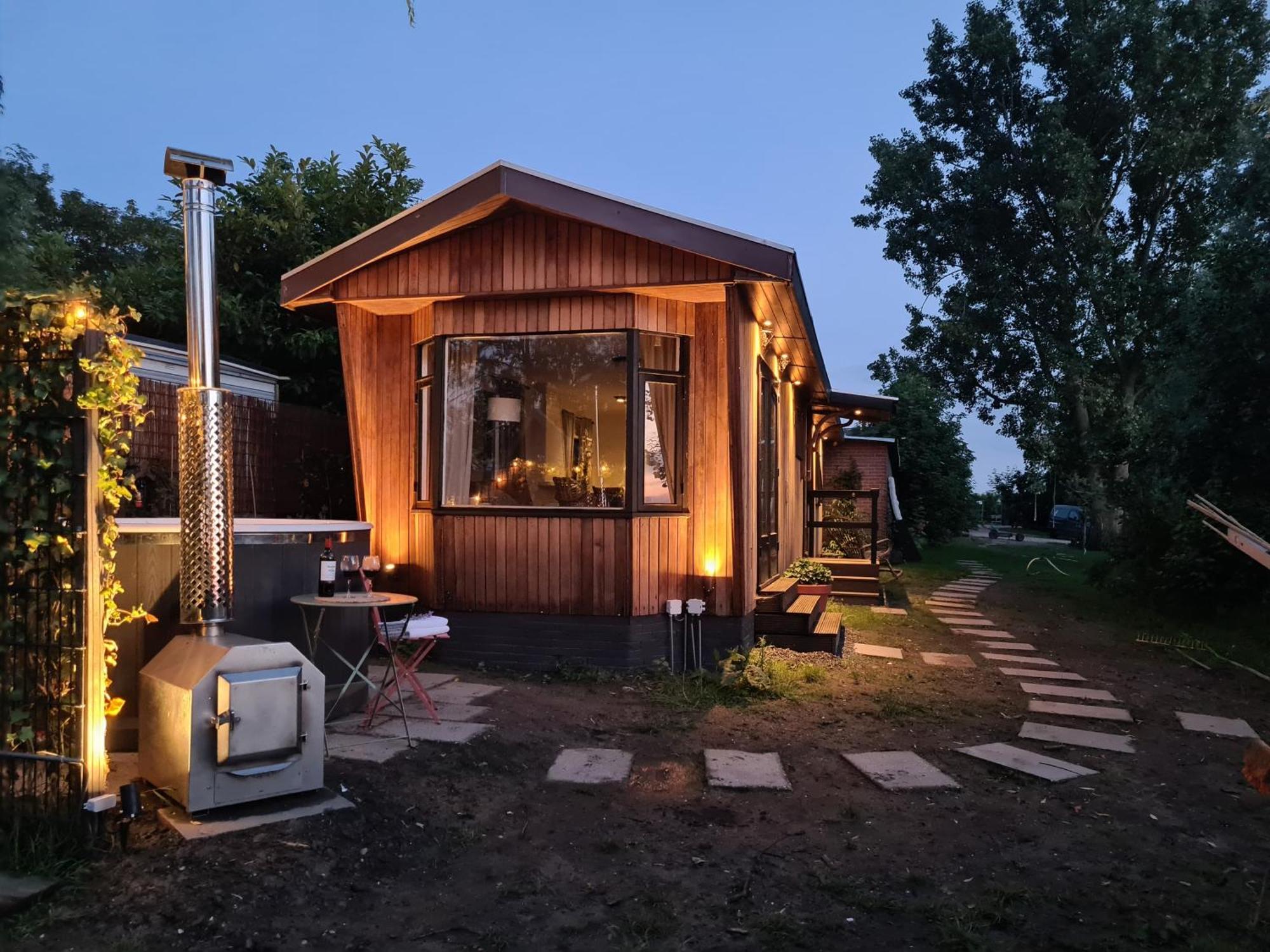 Cherry Cottage Schoonrewoerd ภายนอก รูปภาพ